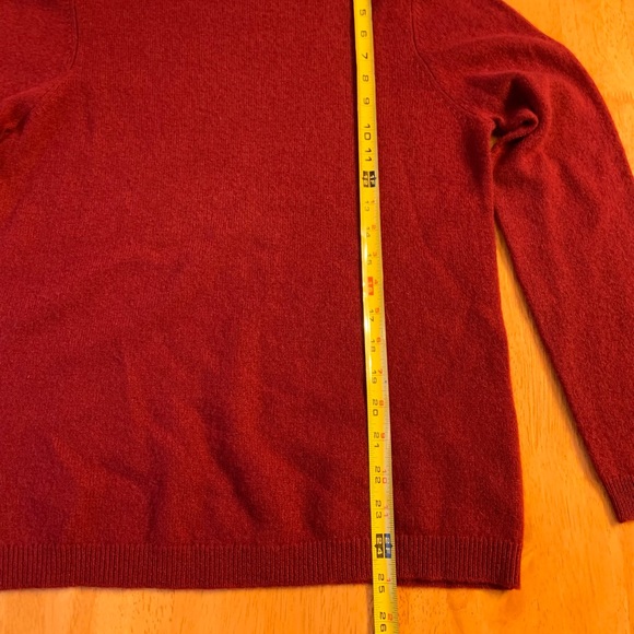 🎀 New MORGAN TAYLOR 100% Cashmere Burgundy SWEATER Turtleneck size L - Picture 4 of 7